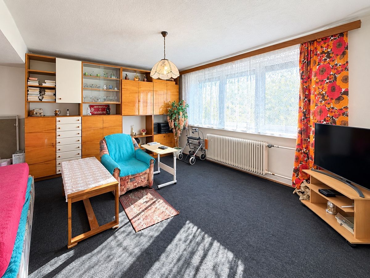 Prodej rodinného domu 200 m², pozemek 503 m² – fotografie 5
