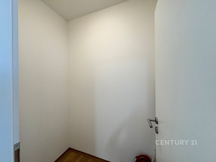 Prodej bytu 1+kk, 30 m² (8 z 16)