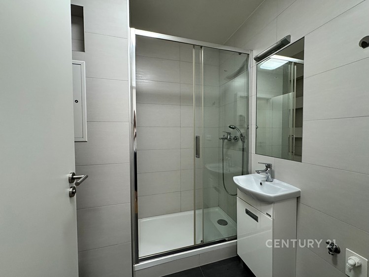 Prodej bytu 1+kk, 30 m² (5 z 16)