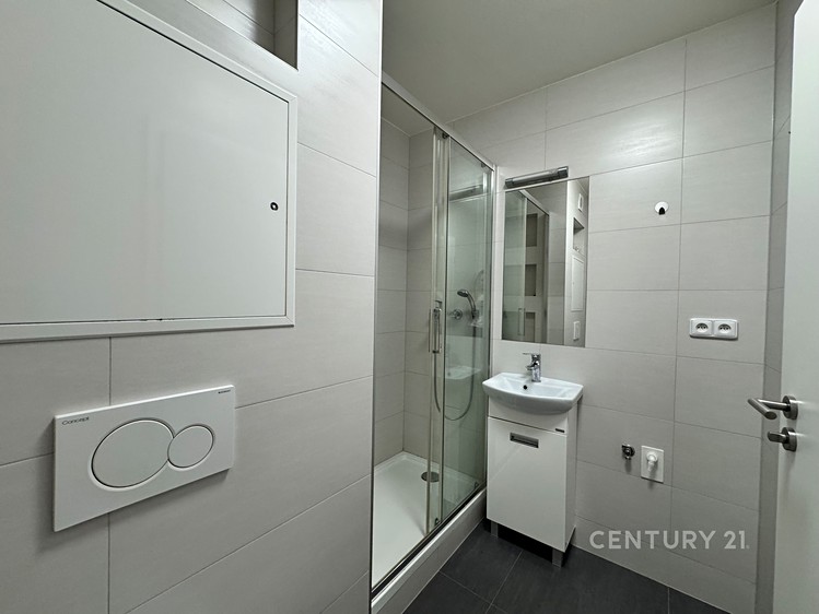 Prodej bytu 1+kk, 30 m² (9 z 16)