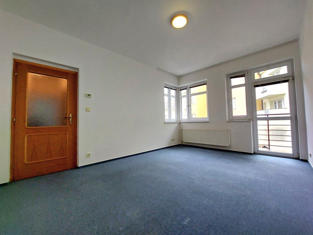 Pronájem bytu 1+1 40 m² – fotografie 4