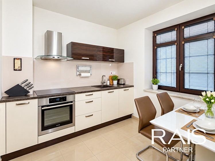 Комерційне приміщення на продаж, 235 м² (8 з 13)
