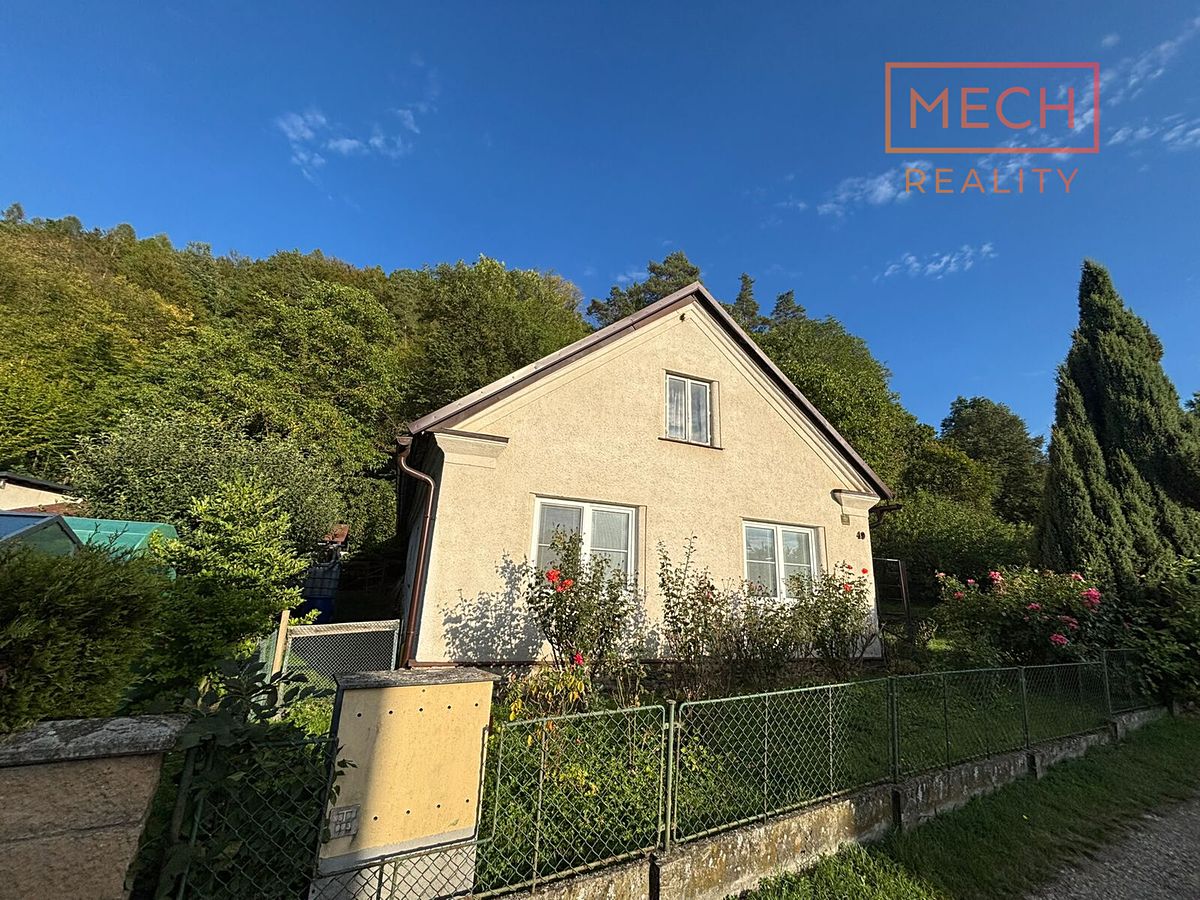 Prodej rodinného domu 92 m², pozemek 619 m²