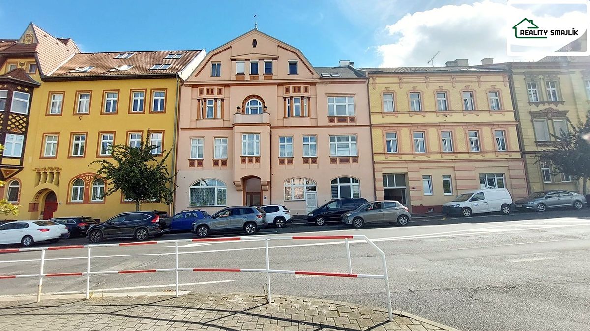 Pronájem bytu 2+1 80 m², Cheb – fotka 1 z 3