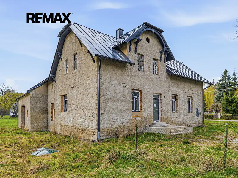 Prodej rodinného domu 280 m², pozemek 1036 m², Bor – náhled fotky 2