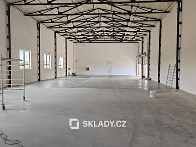 Pronájem skladového prostoru 446 m²