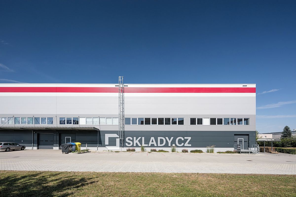 Pronájem skladového prostoru 2675 m² – fotografie 3