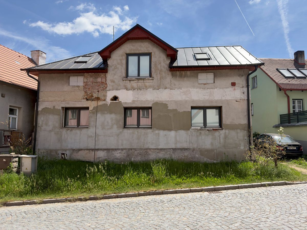 Prodej rodinného domu 173 m², pozemek 288 m² – fotografie 2