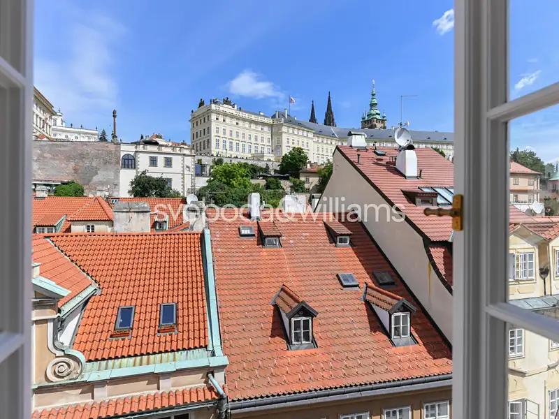 Pronájem bytu 3+1 106 m², Praha – náhled fotky 3