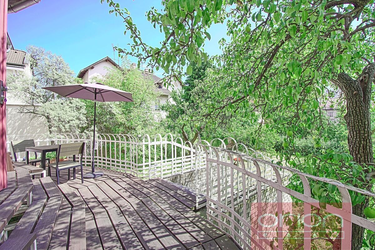 Prodej vily 392 m², pozemek 788 m² – fotografie 3
