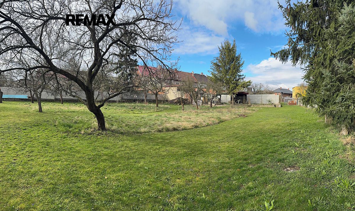 Prodej stavebního pozemku 1168 m²