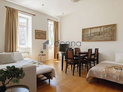 Pronájem bytu 3+kk 100 m²