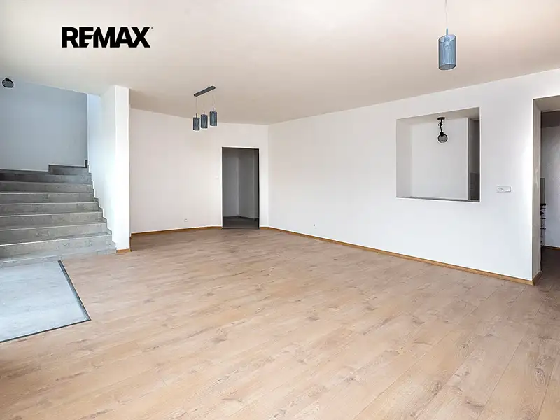 Pronájem bytu 3+kk 103 m², Strakonice – náhled fotky 2