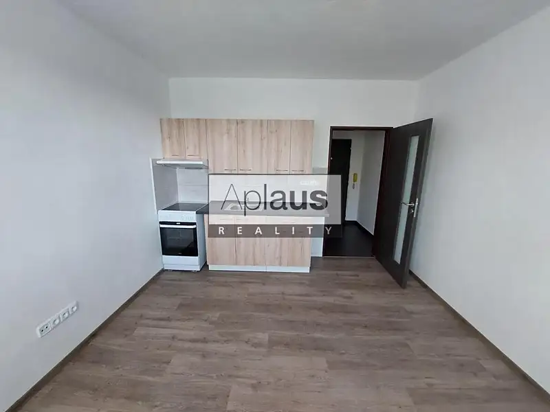 Pronájem bytu 1+kk 21 m², Chlum u Třeboně – náhled fotky 1
