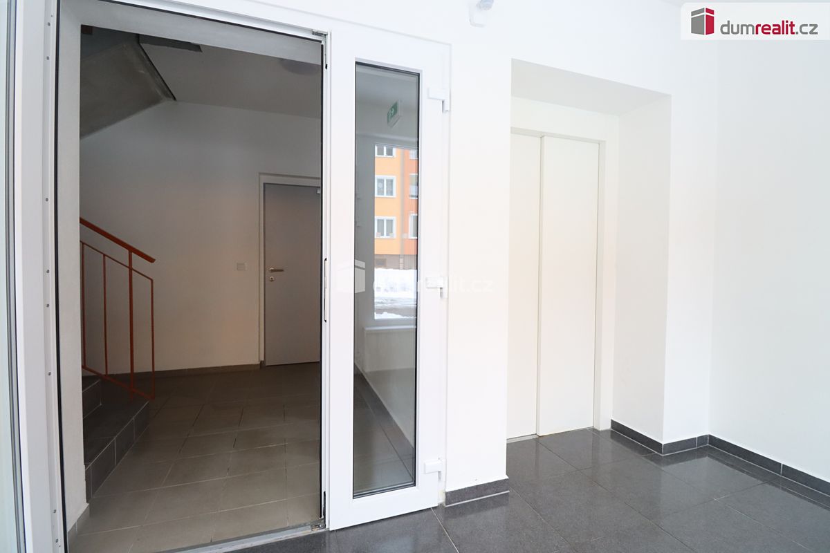 Pronájem bytu 2+kk 39 m² – fotografie 5