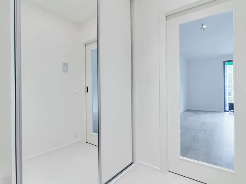 Pronájem bytu 1+kk 35 m², Praha – náhled fotky 3