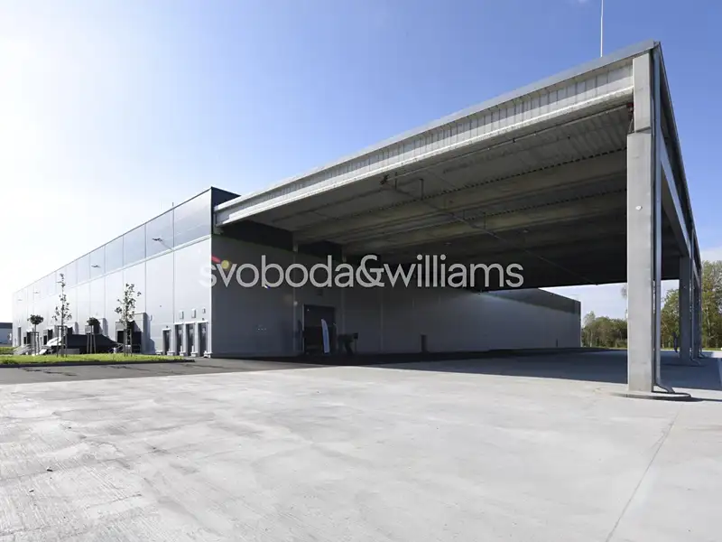 Pronájem výrobní haly, prostoru 2000 m², Příšovice – náhled fotky 1