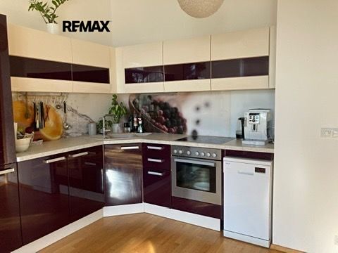 Pronájem bytu 2+kk 60 m²