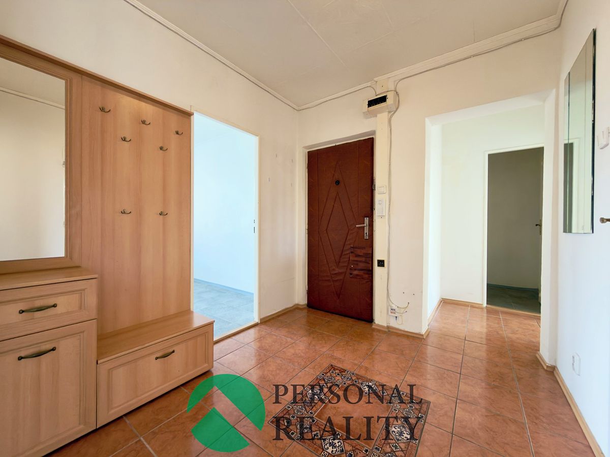 Pronájem bytu 4+kk 79 m² – fotografie 2