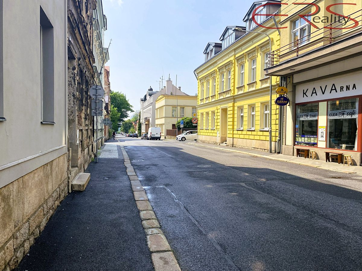 Prodej činžovního domu 913 m² – fotografie 2