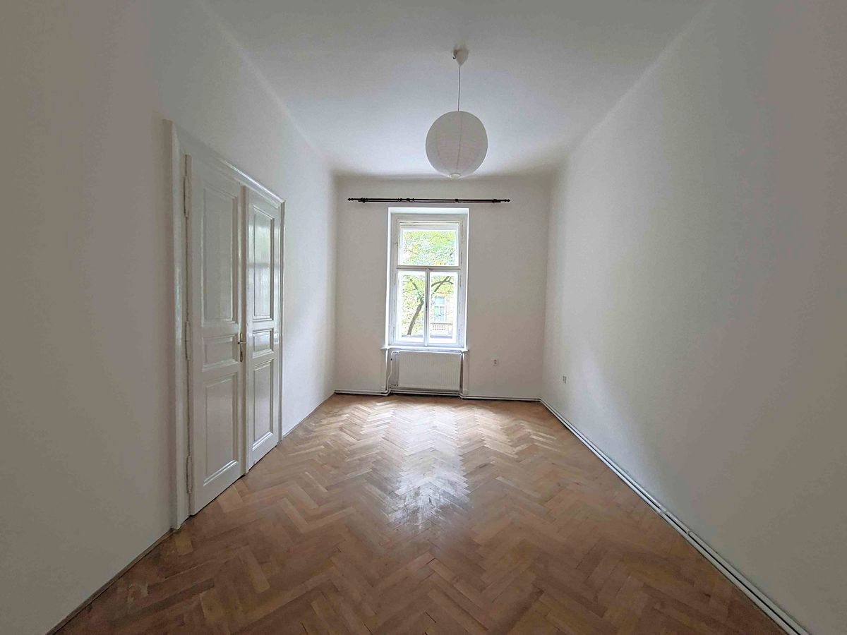 Pronájem bytu 3+1 90 m² – fotografie 2