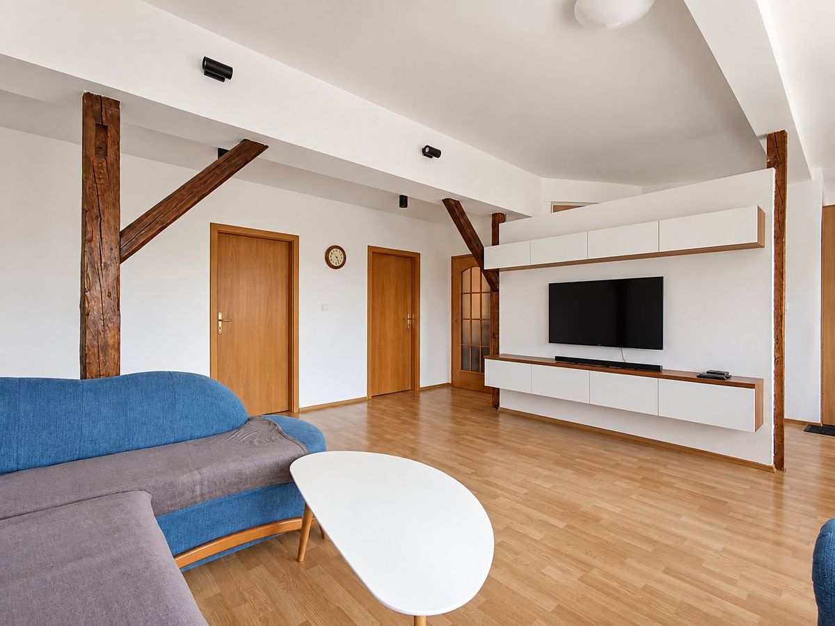 Pronájem bytu 3+kk 95 m²