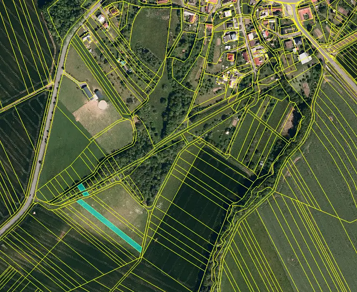 Prodej pole 2250 m², Loukov – náhled fotky 2
