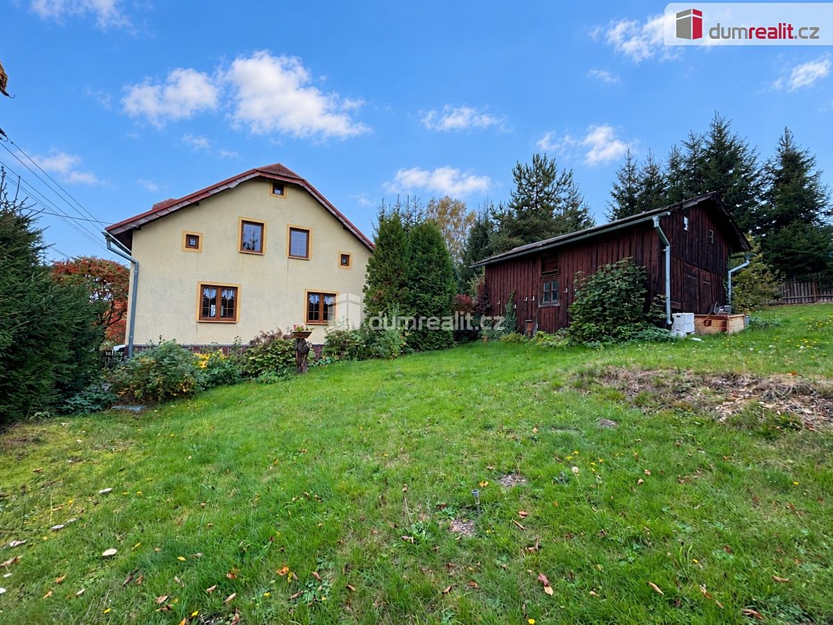Prodej rodinného domu 120 m², pozemek 1627 m² – fotografie 2