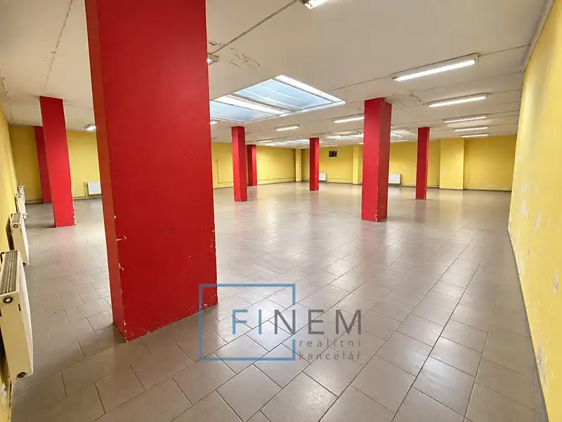 Pronájem obchodního prostoru 410 m², Kralupy nad Vltavou – náhled fotky 2
