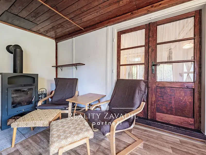 Prodej chaty 57 m², pozemek 1969 m², Pyšely – náhled fotky 3