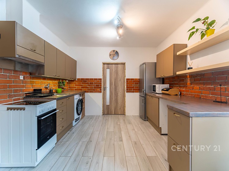 Prodej bytu 2+kk, 48 m² (2 z 23)