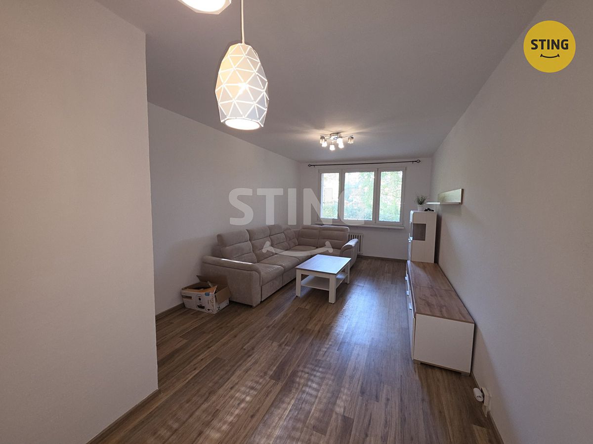 Pronájem bytu 3+1 74 m² – fotografie 3