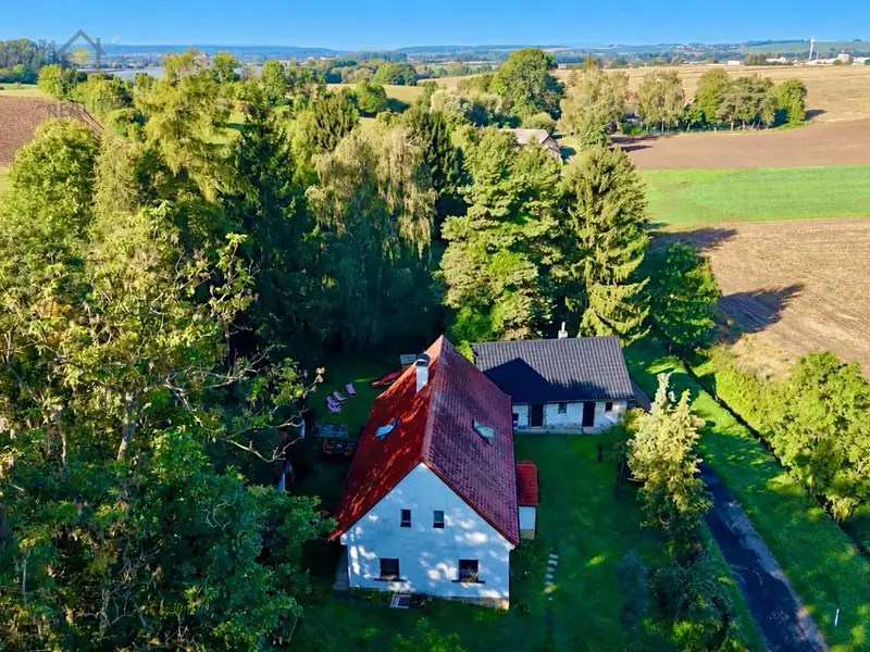 Prodej chalupy 389 m², pozemek 1226 m², Sobotka – náhled fotky 1