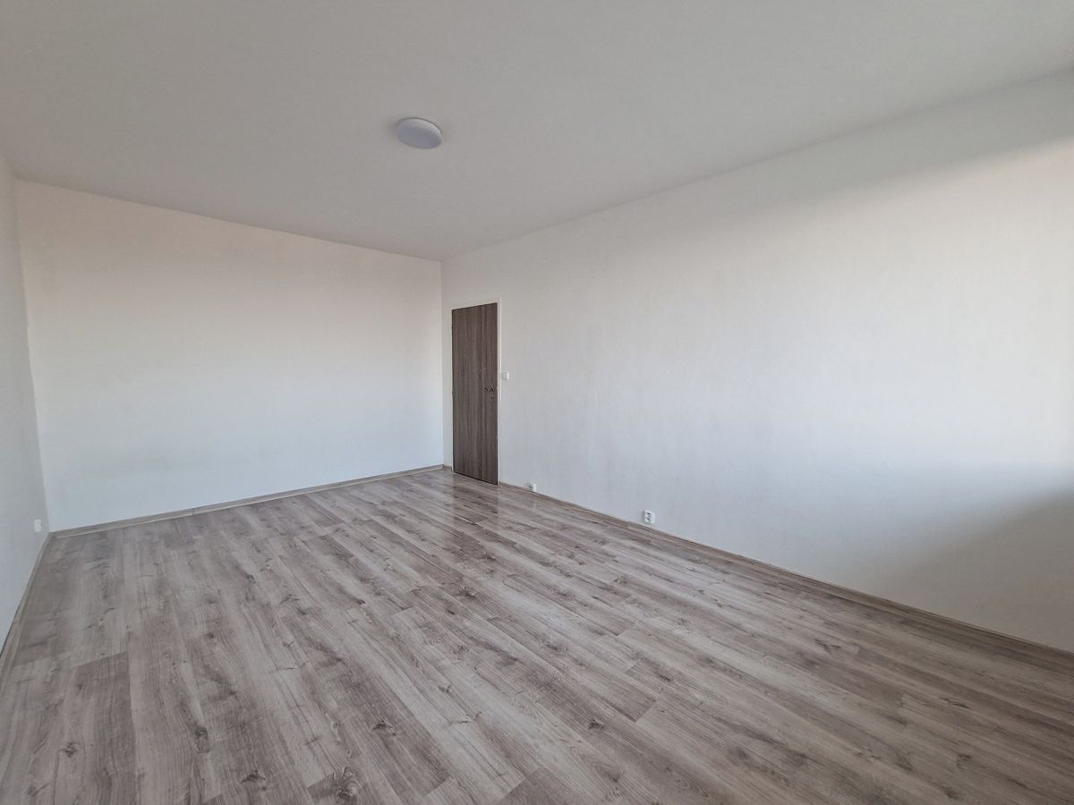 Pronájem bytu 3+1 62 m² – fotografie 4