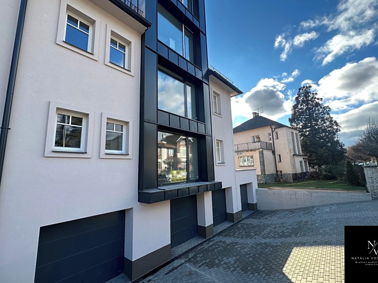 Pronájem bytu 4+kk, 124 m² (14 z 14)