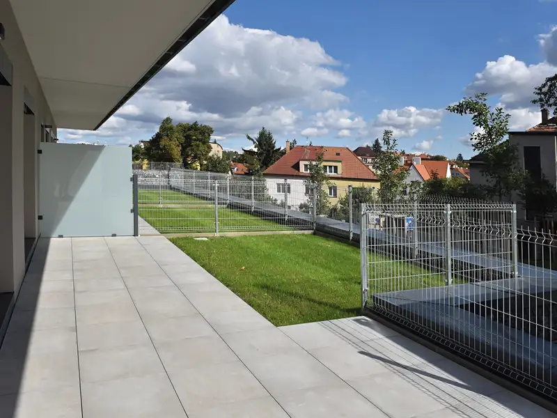 Prodej bytu 3+kk 102 m², Praha – náhled fotky 1