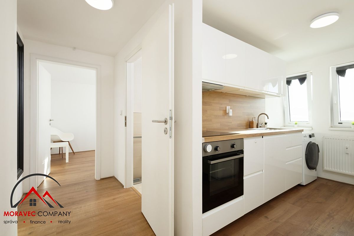 Pronájem bytu 1+1 31 m² – fotografie 2