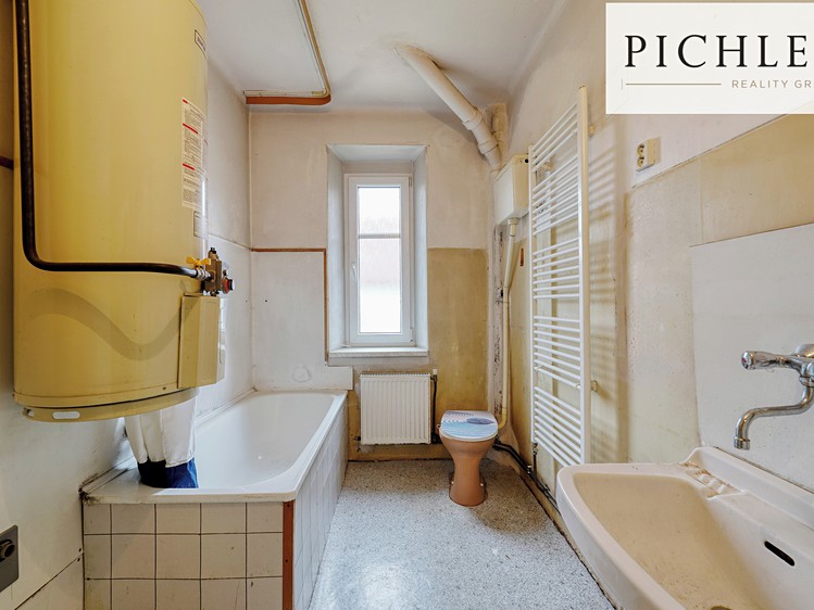 Prodej domu, 325 m² (14 z 28)