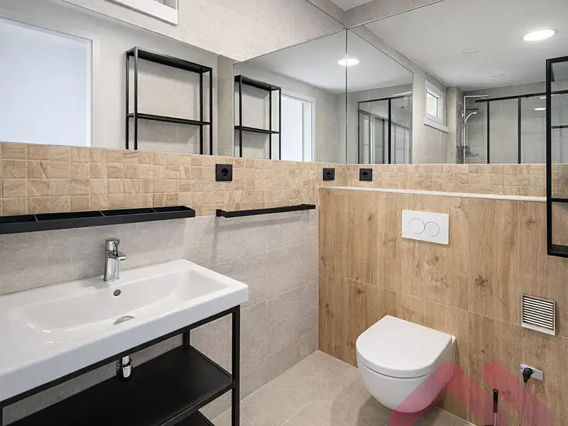 Pronájem rodinného domu 47 m², pozemek 15 m², Praha – náhled fotky 2