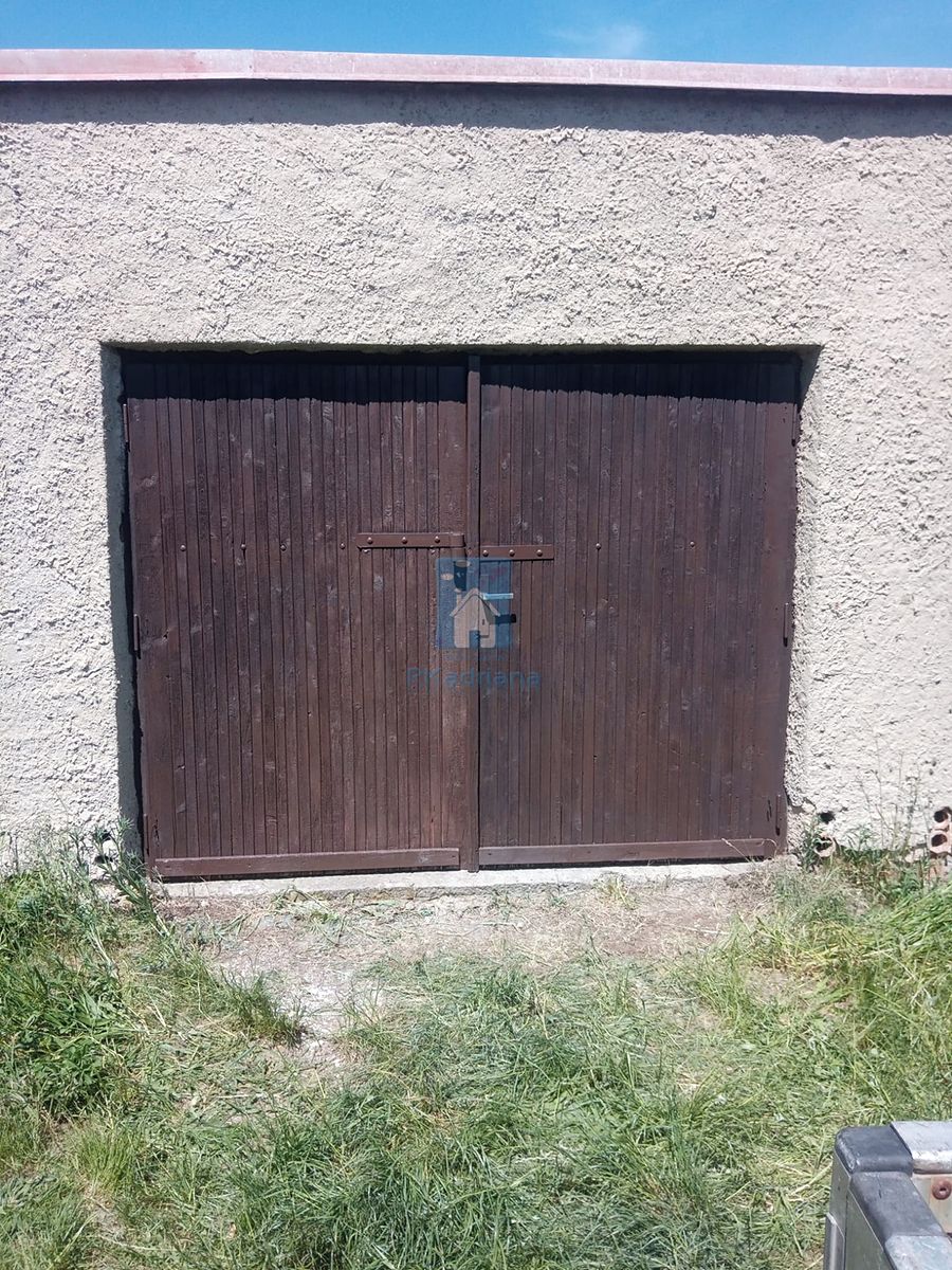 Pronájem garáže 19 m²
