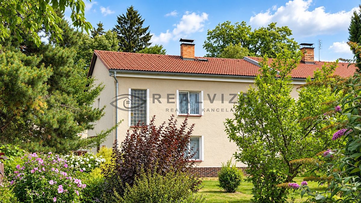 Prodej rodinného domu 180 m², pozemek 1451 m²