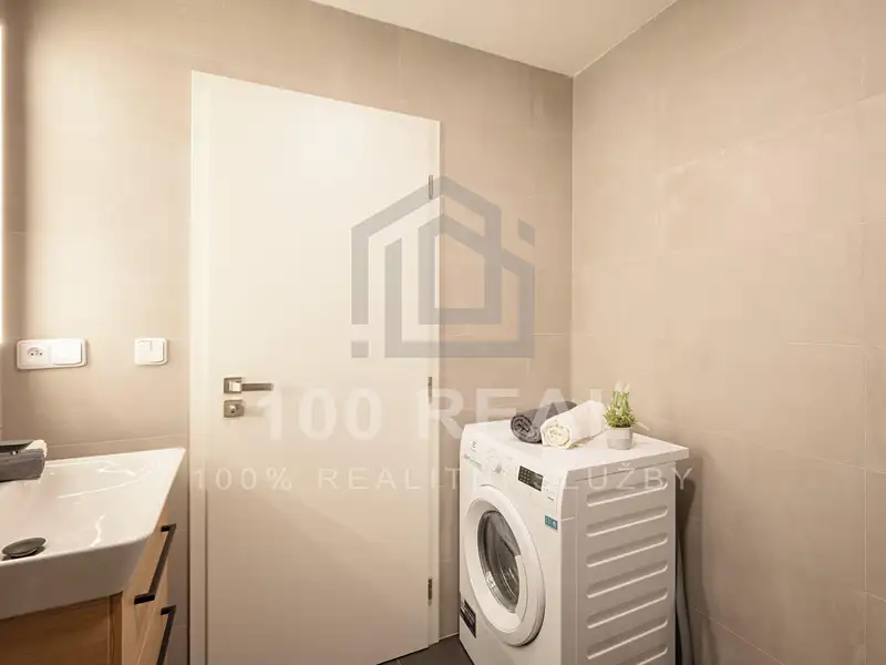 Pronájem bytu 2+kk 53 m², Pardubice – náhled fotky 2