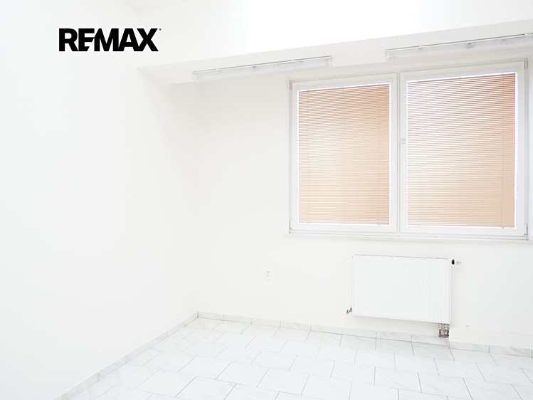 Pronájem komerčního prostoru, 407 m² (7 z 25)
