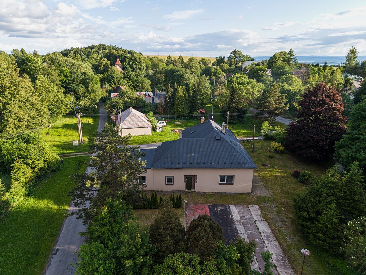 Prodej komerční nemovitosti 463 m²