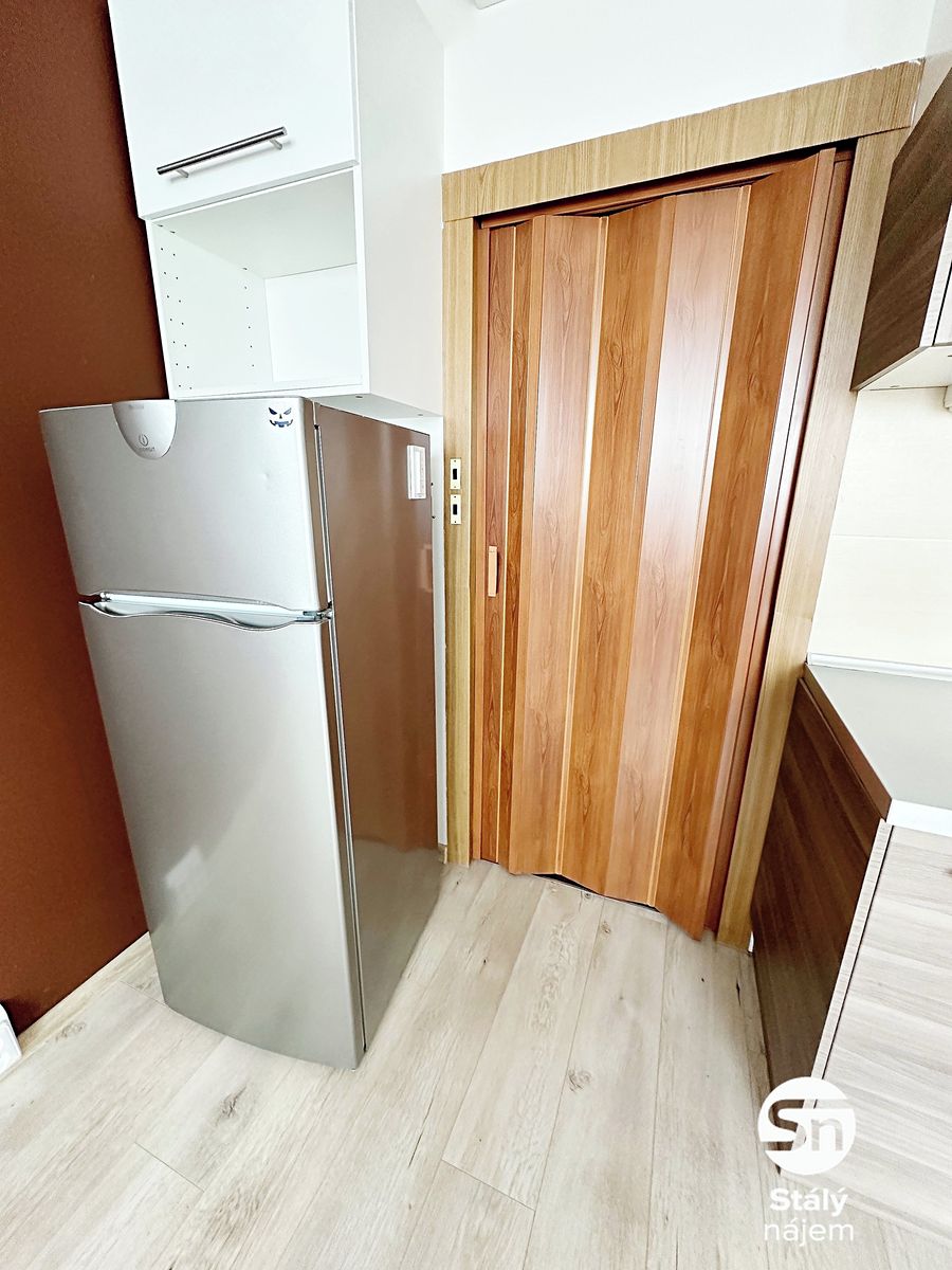 Pronájem bytu 2+kk 49 m² – fotografie 2
