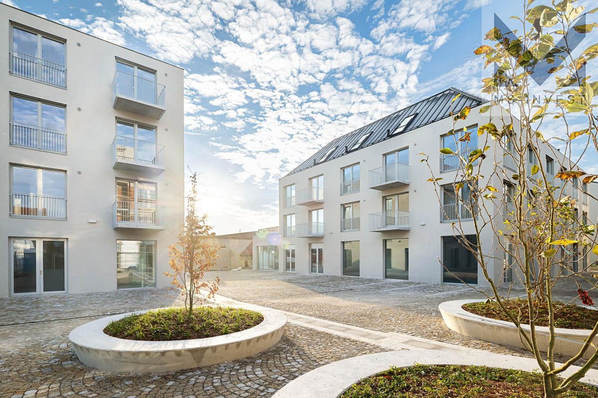 Prodej obchodního prostoru 103 m² – fotografie 5