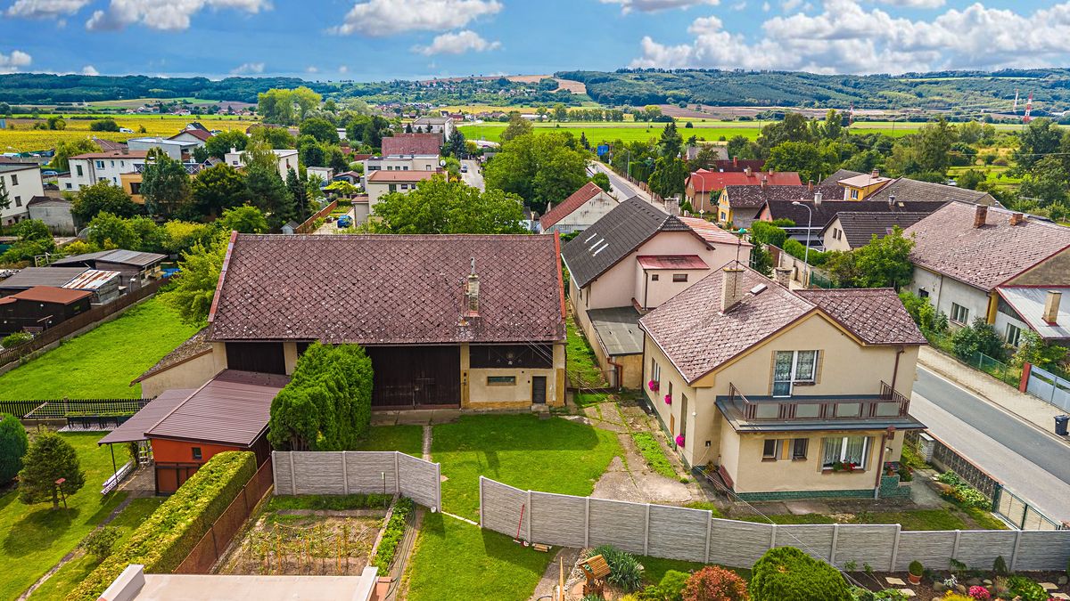 Prodej rodinného domu 155 m², pozemek 2381 m² – fotografie 2