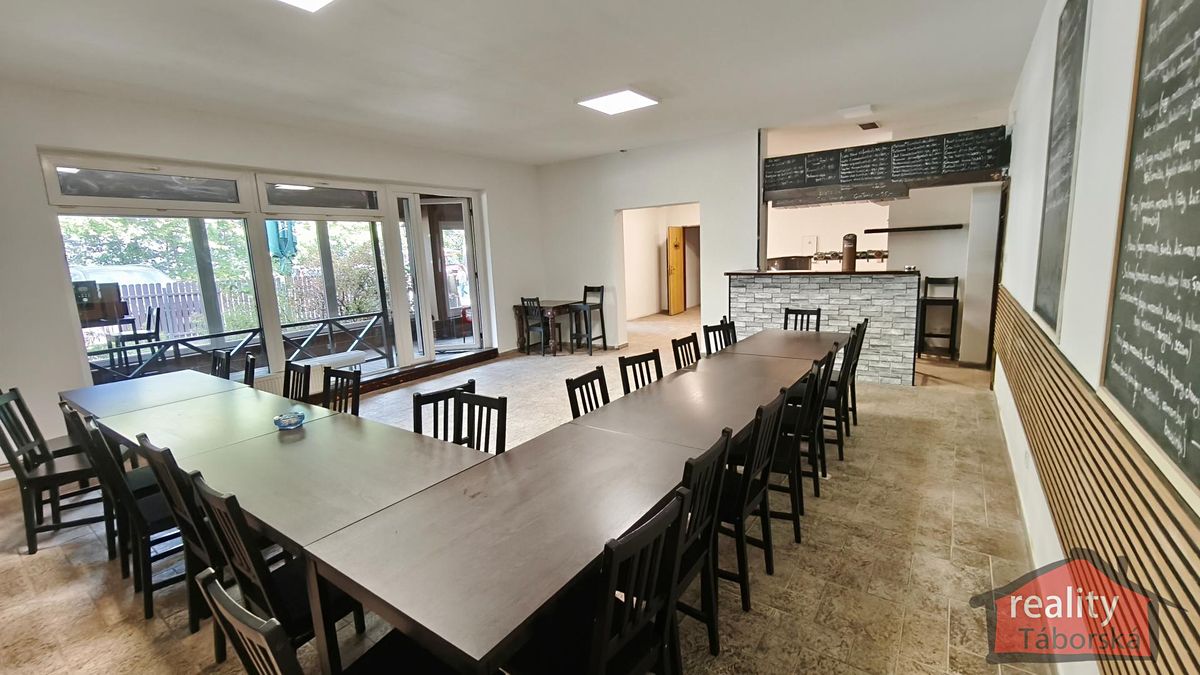 Prodej komerční nemovitosti 241 m²