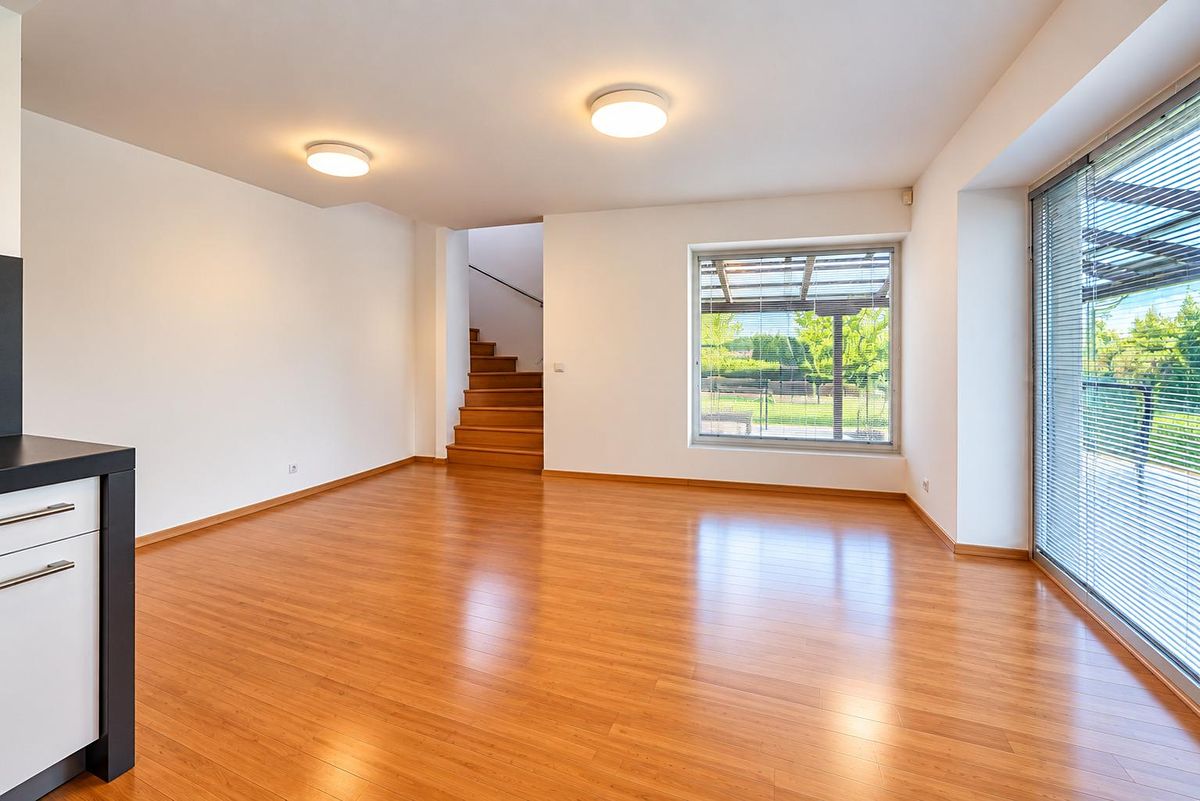 Pronájem rodinného domu 115 m², pozemek 296 m² – fotografie 5