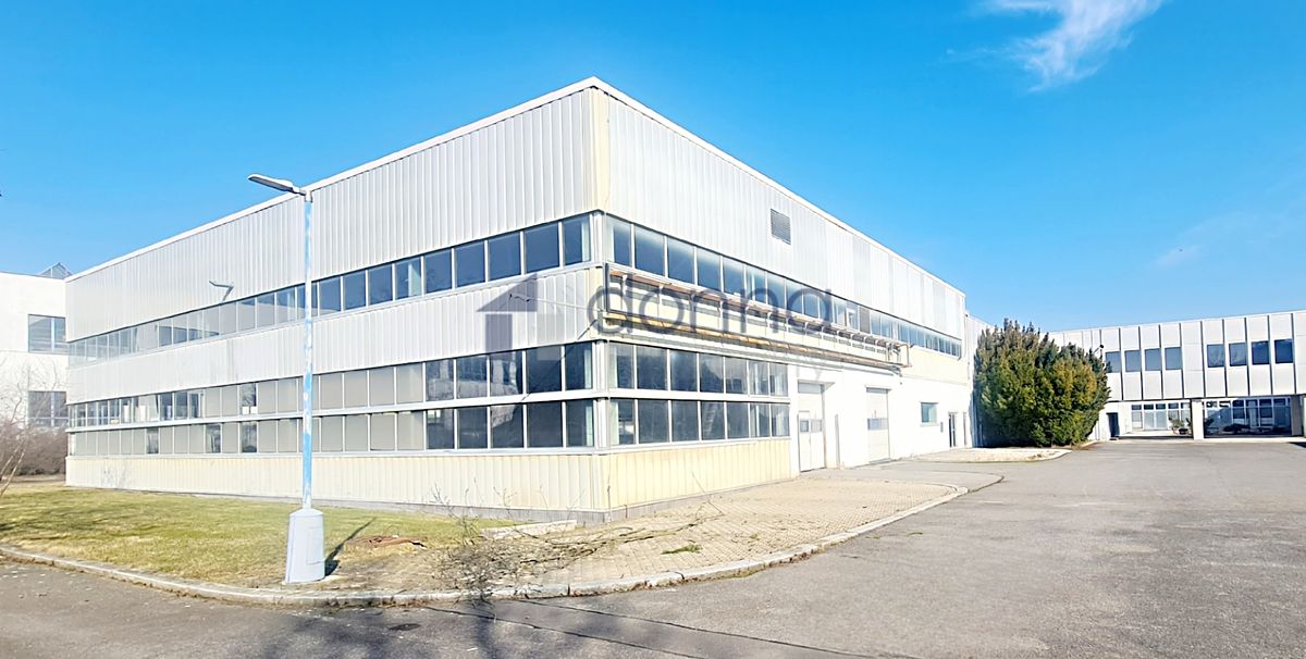 Pronájem obchodního prostoru 1137 m² – fotografie 2